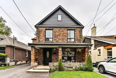 16 Eastwood Avenue, Toronto, On M1n 3g9