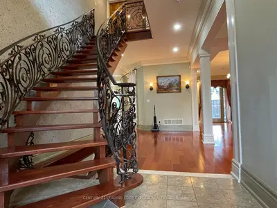 20 Grove Hill Drive W, Toronto, On M1t 3c9