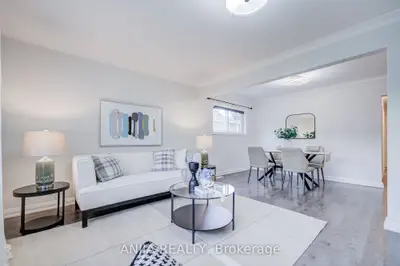 91 Canlish Road, Toronto, On M1p 1s8