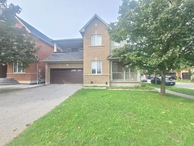 17 Mcginty Avenue, Ajax, On L1z 0j6