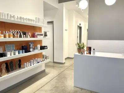 60 Salem Road S 4, Ajax, On L1s 7j3