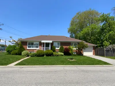2 Kellyvale Road Bsmt Bdrm C, Toronto, On M1r 3m3