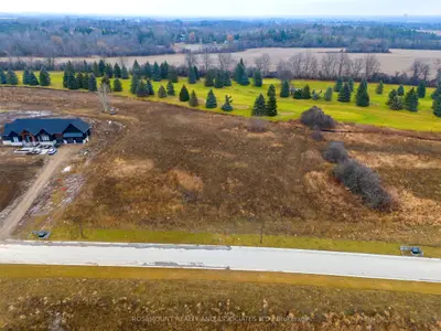 33 Franklin Crescent, Whitby, On L0b 1a0