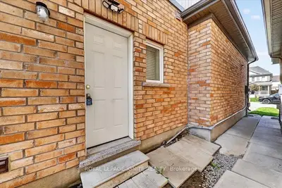 67 Henry Smith Avenue Bsmt, Clarington, On L1c 0w1