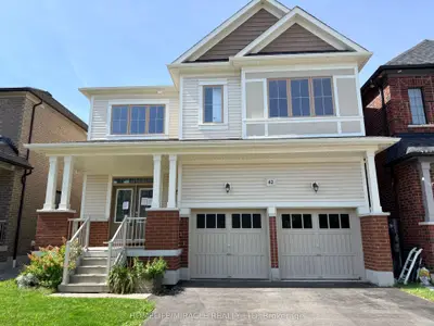 42 Arthur Mclaughlin Street, Clarington, On L1c 0t6