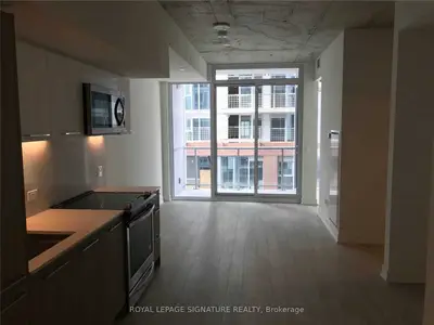 15 Baseball Place 725, Toronto, On M4m 0e6