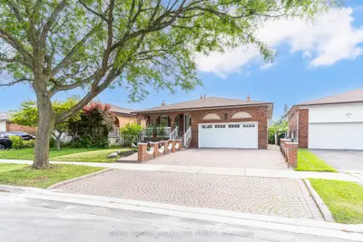 40 Beamsville Drive, Toronto, On M1t 3s2
