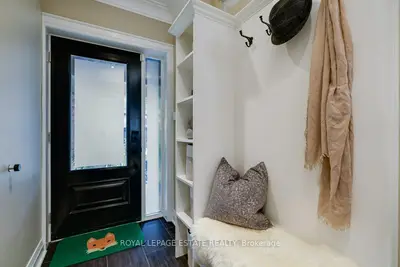 80 Elmer Avenue, Toronto, On M4l 3r7