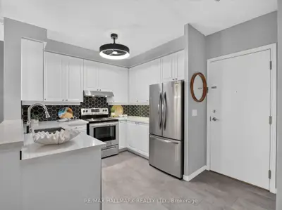 3650 Kingston Road Ph918, Toronto, On M1m 3x9