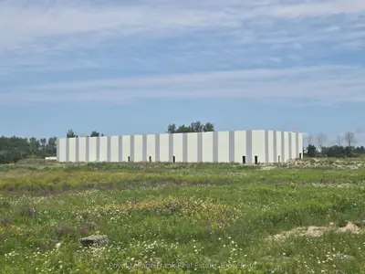 540 Lake Road B, Clarington, On L1c 4p8
