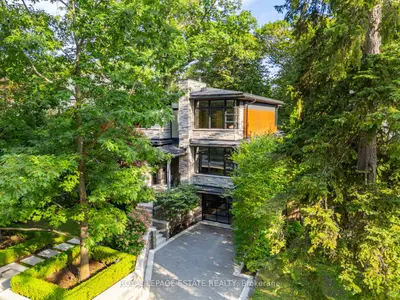 11 Pine Crescent, Toronto, On M4e 1l1