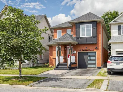 16 Donlevy Crescent, Whitby, On L1r 0b8