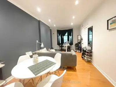 76 Browning Avenue, Toronto, On M4k 1w1