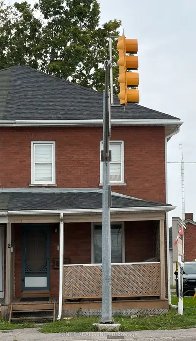 2 Liberty Street S, Clarington, On L1c 2n2