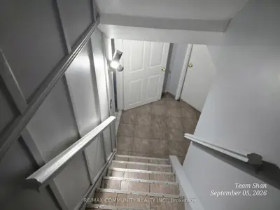 94 Reed Drive, Ajax, On L1s 6t6