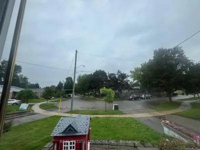 46 Huddleston Court, Toronto, On M1l 4l2