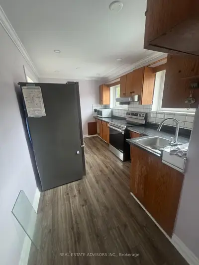 46 Huddleston Court, Toronto, On M1l 4l2
