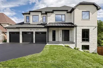 1837 New Street, Pickering, On L1v 3l9