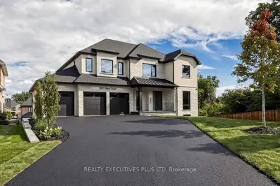 1837 New Street, Pickering, On L1v 3l9