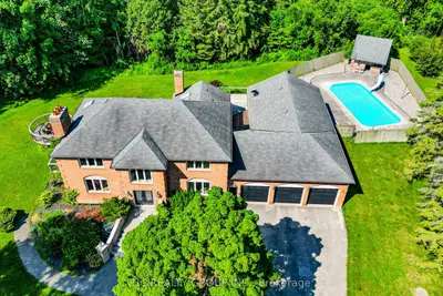 12 Bunting Court, Ajax, On L1t 3s5