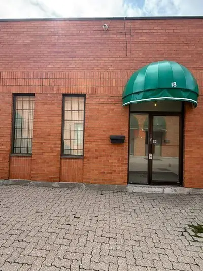 1085 Bellamy Road N 18, Toronto, On M1h 3c7