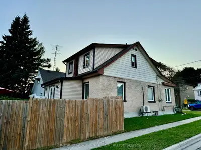 395 Pine Avenue, Oshawa, On L1j 2h9