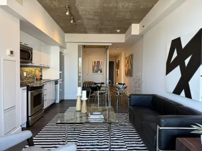630 Queen Street E 407, Toronto, On M4m 1g3