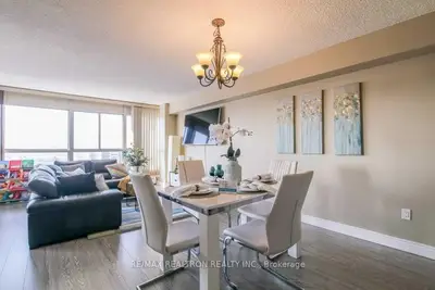 3380 Eglinton Avenue 1901, Toronto, On M1j 3l6