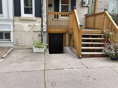 236 Munro Street Bsmt, Toronto, On M4m 2c2