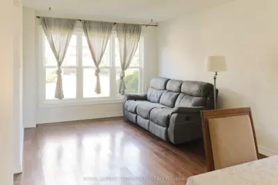 104 Gates Crescent, Ajax, On L1s 7a1