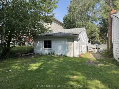 366 Beechgrove Drive, Toronto, On M1e 4a5