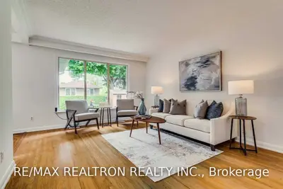 100 Meldazy Drive (main Floor), Toronto, On M1p 4g3