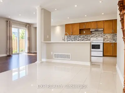 629 Staines Road, Toronto, On M1x 2a7