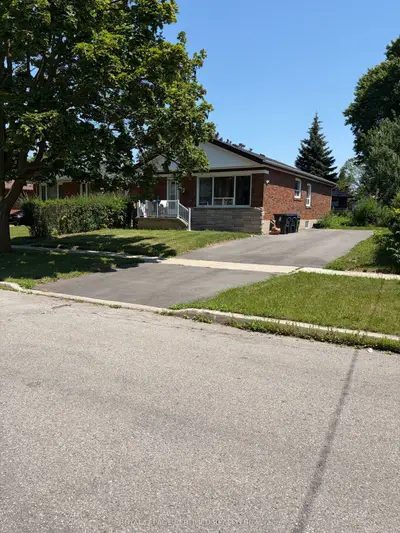 109 Hiscock Boulevard Main, Toronto, On M1g 1t3