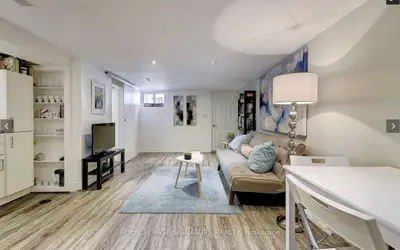 216 Milverton Boulevard Bsmt, Toronto, On M4j 1v5