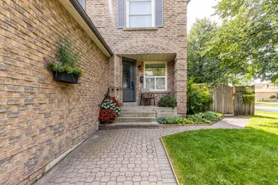 182 Chatfield Drive, Ajax, On L1t 2h7