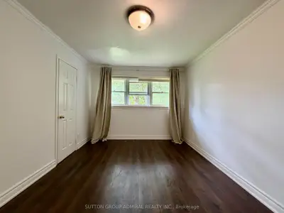 6 Highhill Drive, Toronto, On M1t 1n6