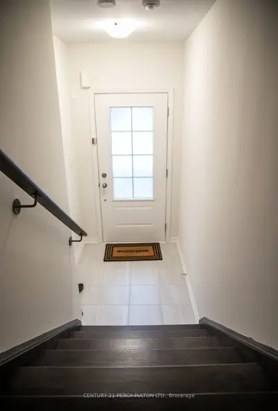 89 Danzatore Path, Oshawa, On L1l 0p9