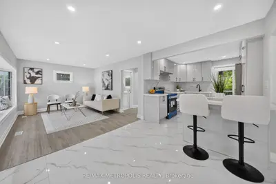 208 Palmerston Avenue, Whitby, On L1n 3e7