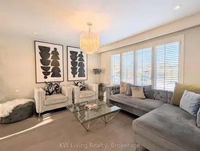 12 Munford Crescent, Toronto, On M4b 1c1