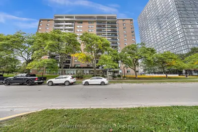 20 Gilder Drive 303, Toronto, On M1k 5e1