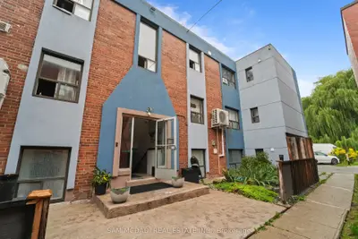 1016 O'connor Drive 104, Toronto, On M4b 2t3