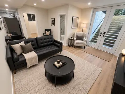 98 Bobmar Road Lower, Toronto, On M1c 1c9