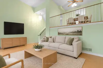 750 Military Trail 15, Toronto, On M1e 4p7