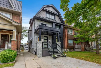 36 Lockwood Road, Toronto, On M4l 3m8