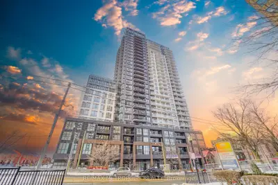 286 Main Street 421, Toronto, On M4c 0b3