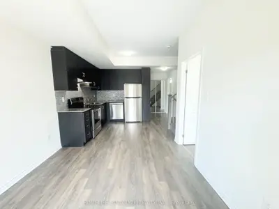 1085 Danforth Road 214, Toronto, On M1j 0b2