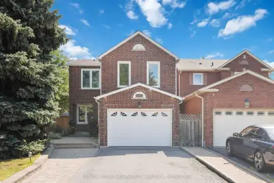 153 Reed Drive, Ajax, On L1s 6p8