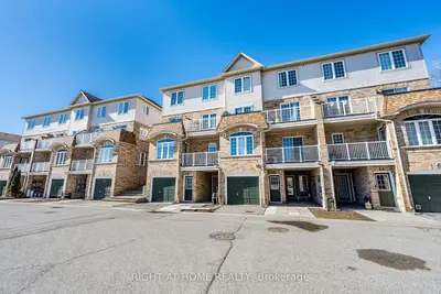 200 Mclevin Avenue 40, Toronto, On M1b 6c7