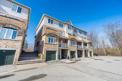 200 Mclevin Avenue 40, Toronto, On M1b 6c7